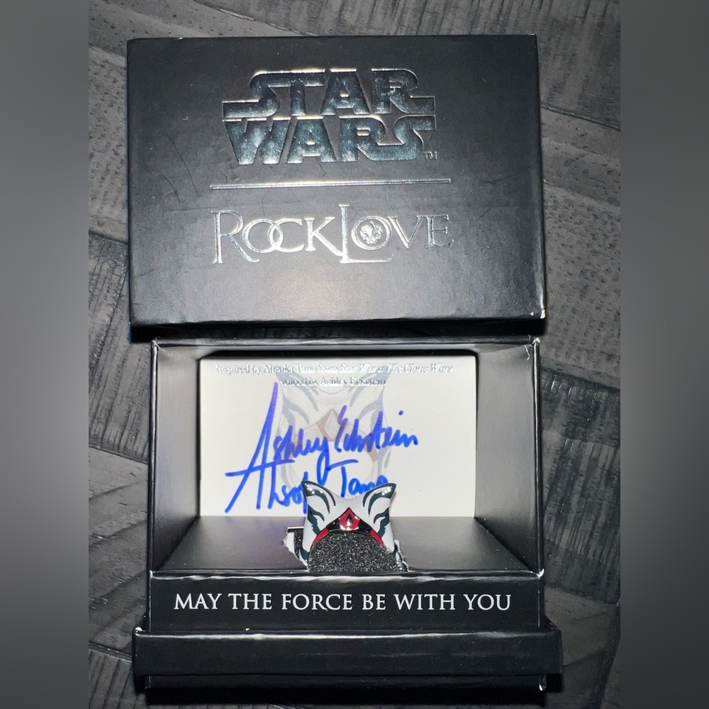 ROCKLOVE AHSOKA TANO RING SIZE 8 NIB SIGNED BY ASHLEY ECKSTEIN STAR WARS